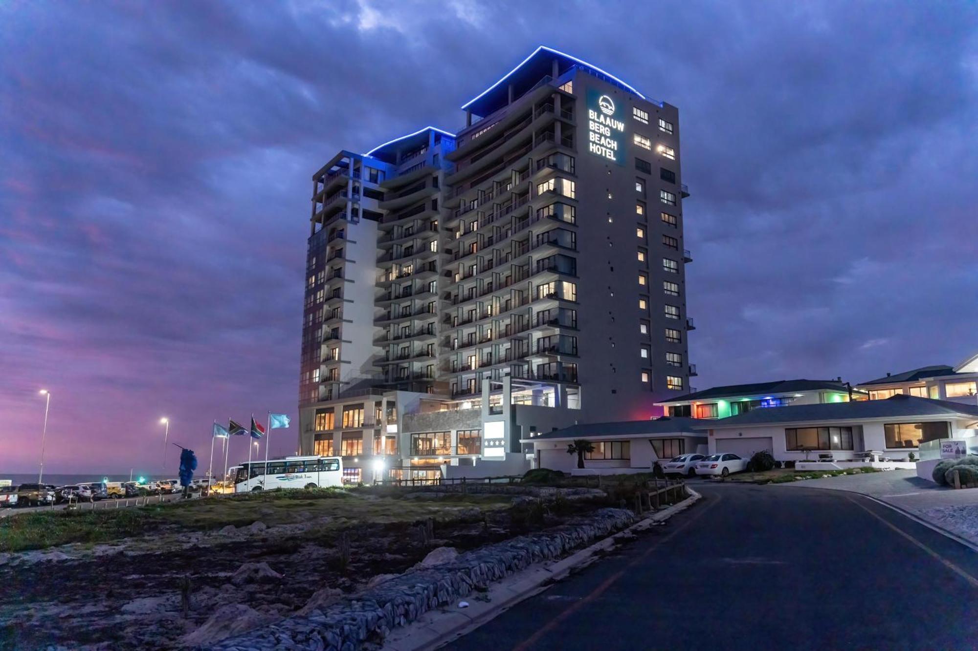 Blaauwberg Beach Hotel Блаубергстранд Экстерьер фото