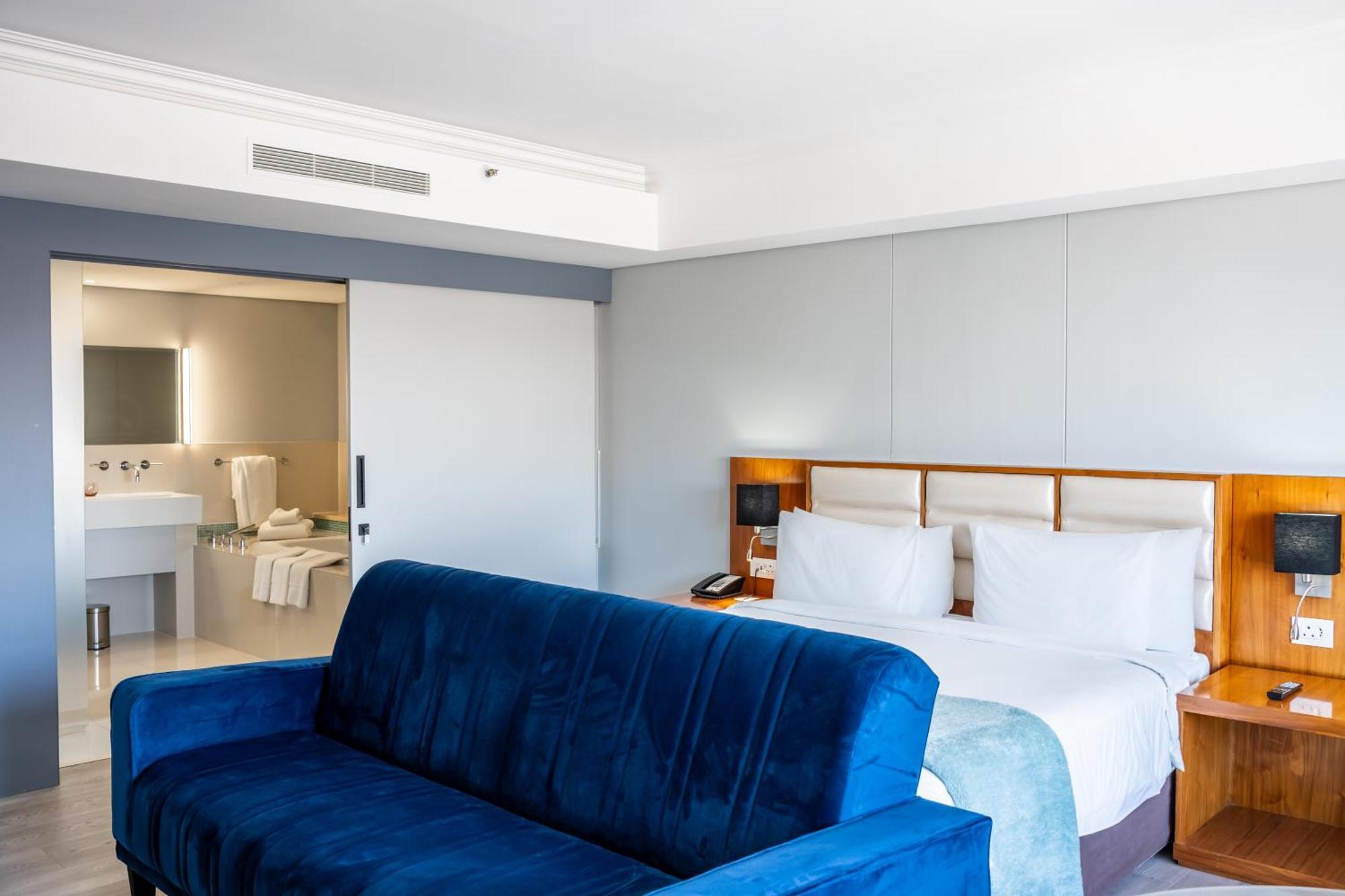 Blaauwberg Beach Hotel Блаубергстранд Экстерьер фото