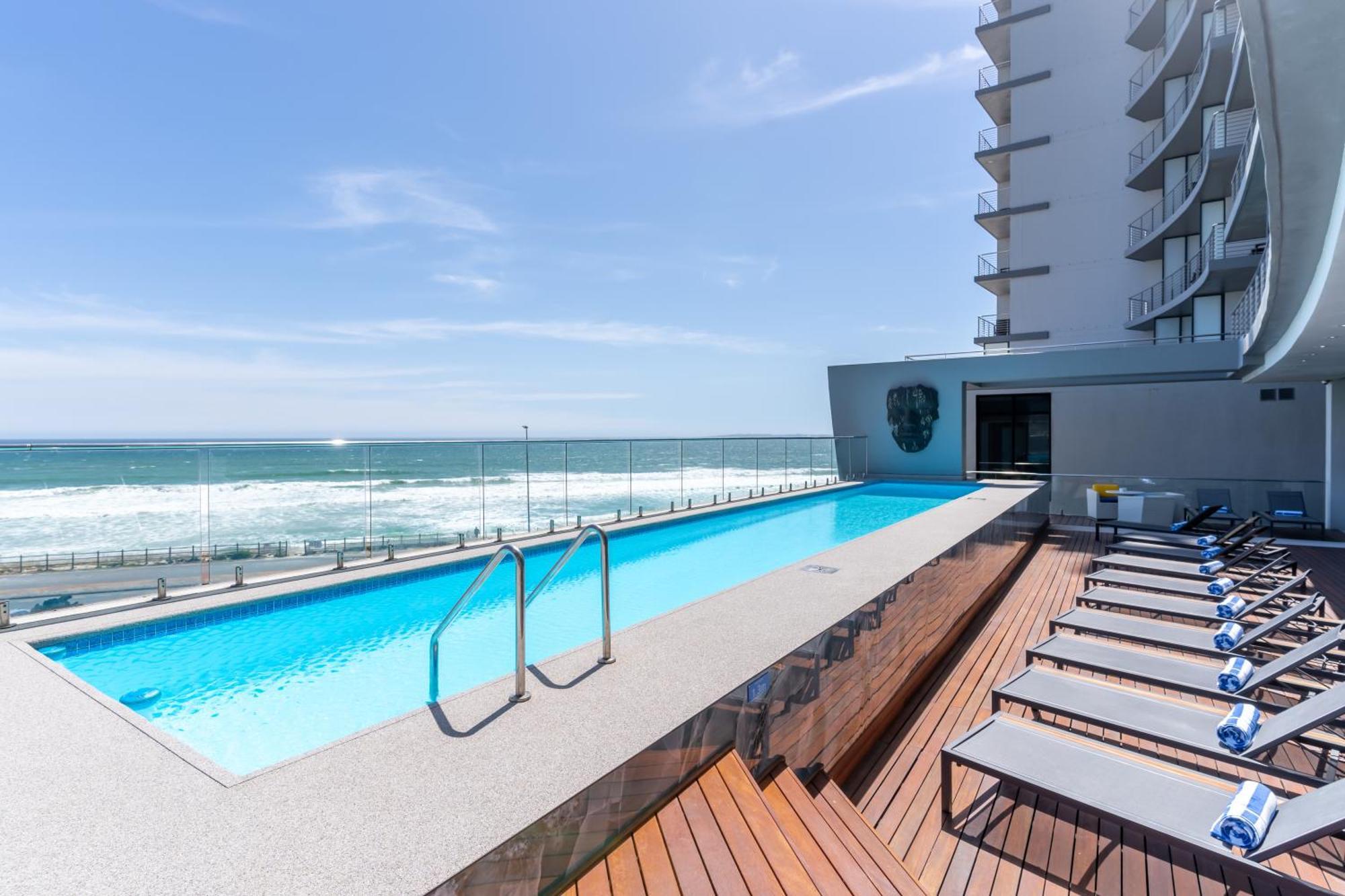 Blaauwberg Beach Hotel Блаубергстранд Экстерьер фото